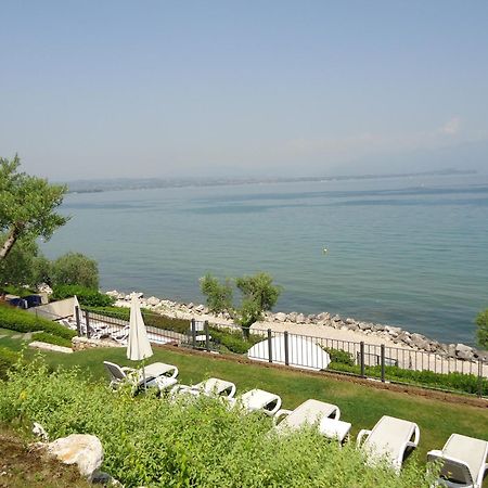 Hotel Acquaviva Del Garda Десенцано дел Гарда Екстериор снимка