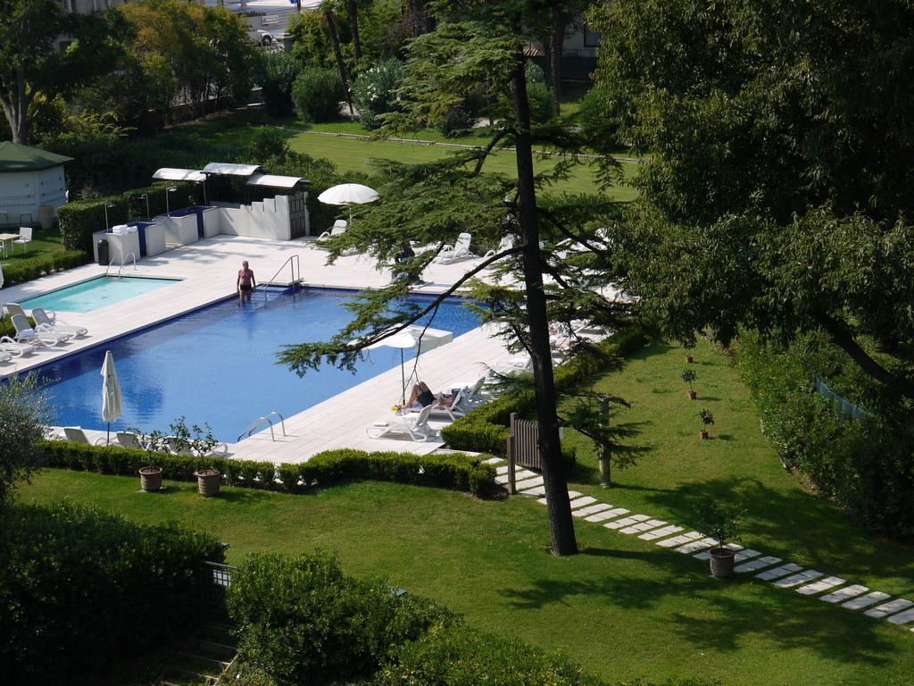 Hotel Acquaviva Del Garda Десенцано дел Гарда Екстериор снимка